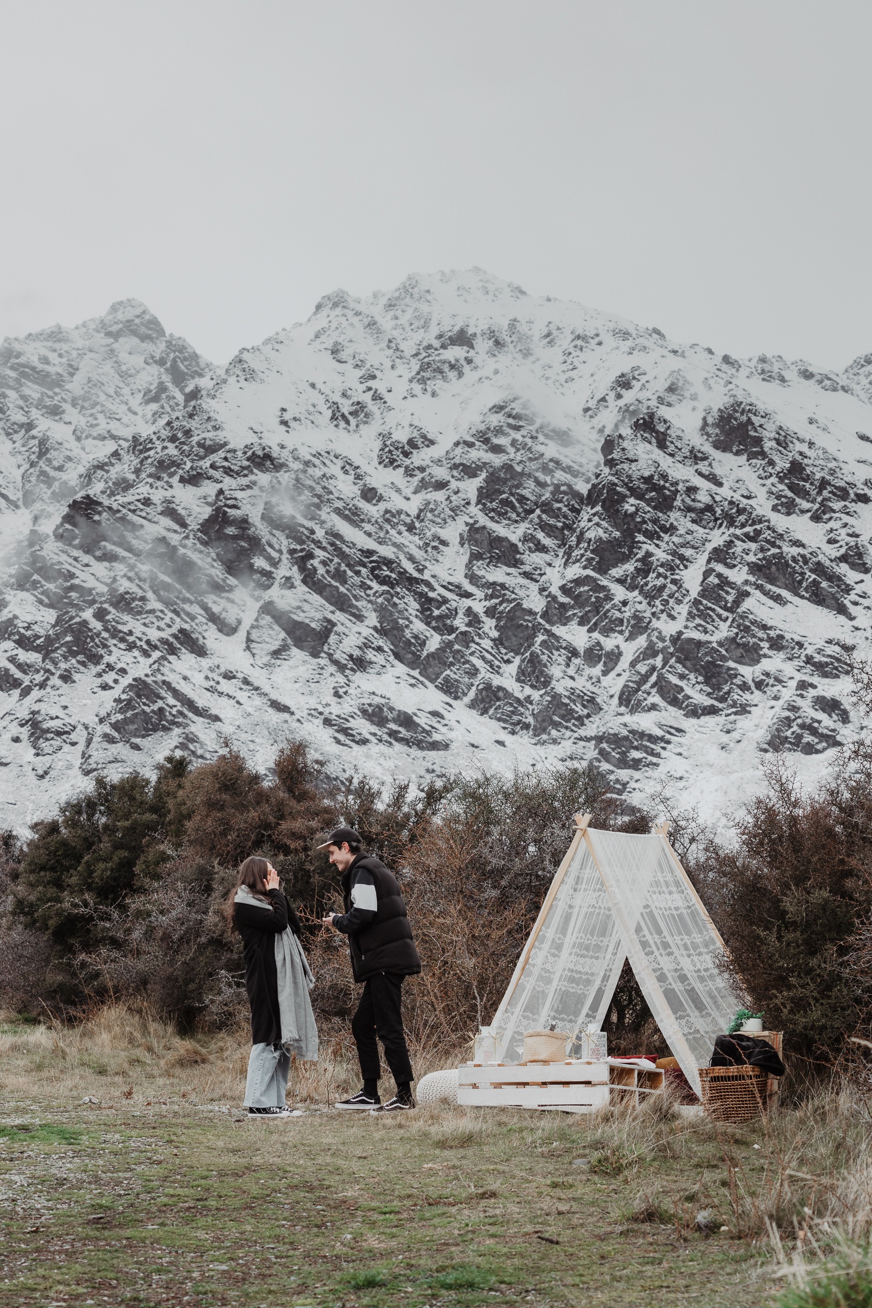 engagement photographer