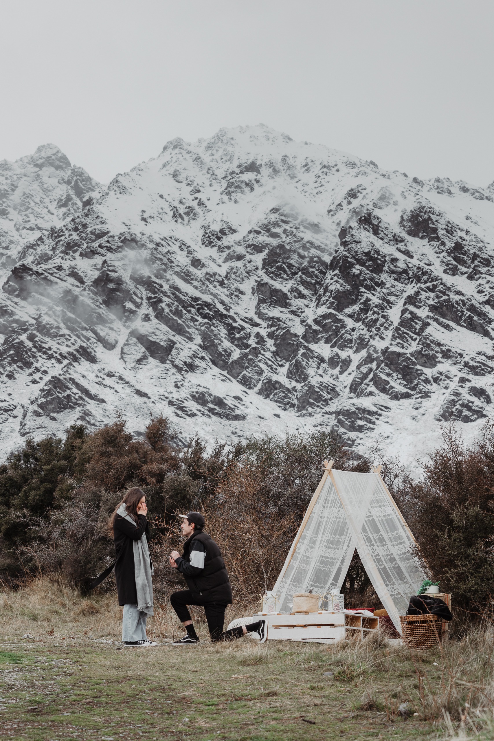 engagement photographer
